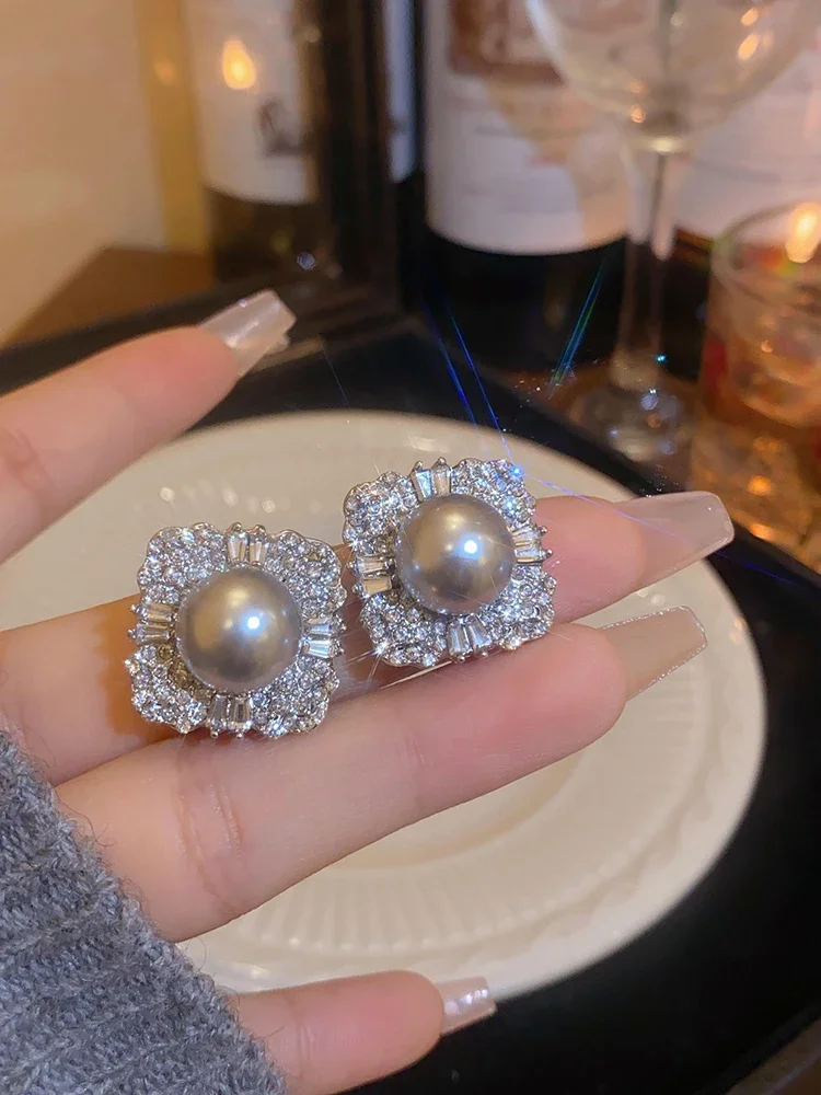 Flash diamond gray pearl stud earrings high-end niche unique earrings