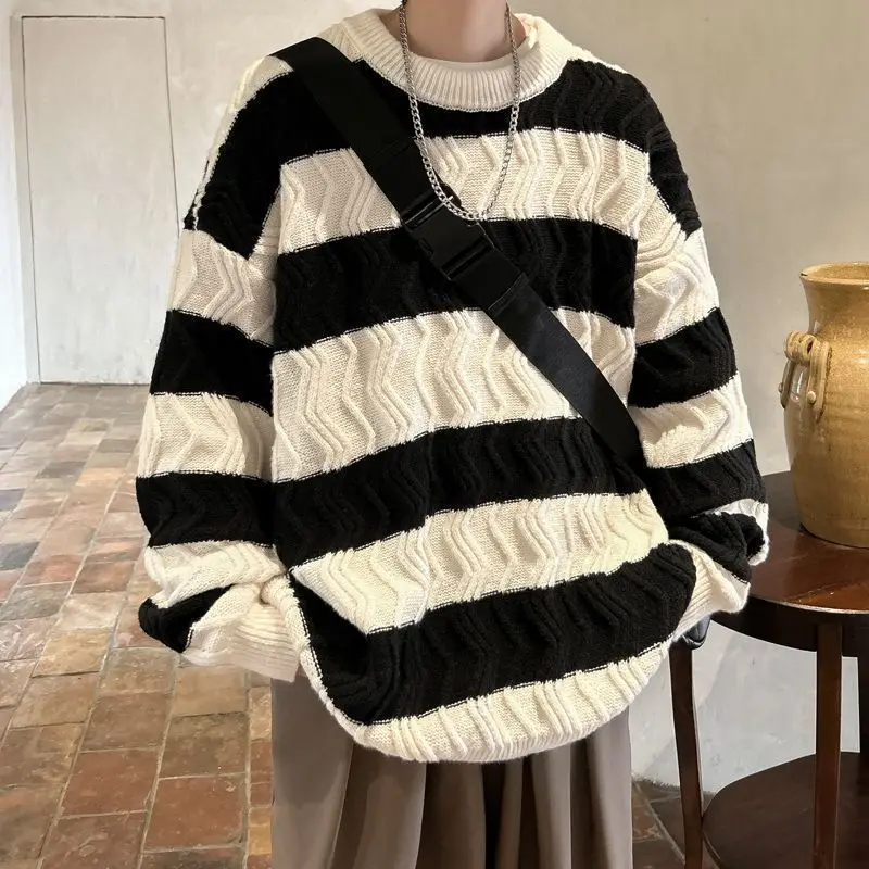 Autumn and Winter Trendy Korean Striped Round Neck Sweater for Couples Loose and Lazy Style Casual Knitted Harajuku Top y2k