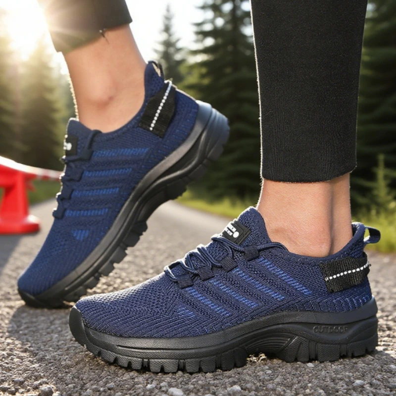 Lässige Mesh-Schuhe für Damen, atmungsaktiv, gestrickt, bequem, flache Outdoor-Wanderschuhe, trendiges gestreiftes Design, Paar-Joggingschuhe