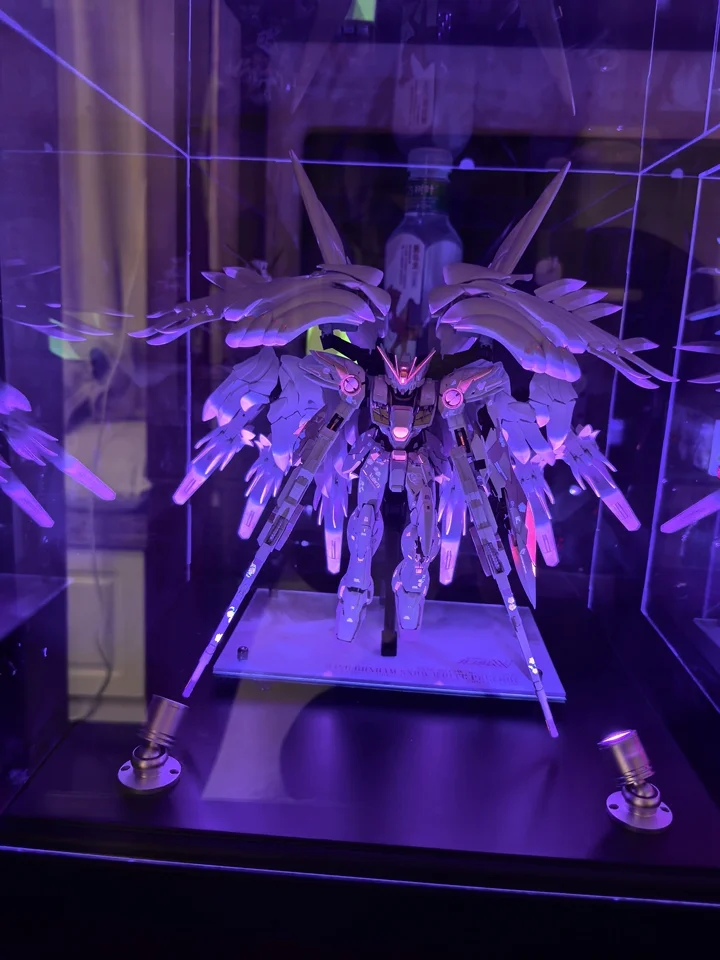 Gundam Model Bandai MG Flying Wing Zero Ka Edition Modified Color Edition Feather Sakura Yuki Handmade Gift Action Figures