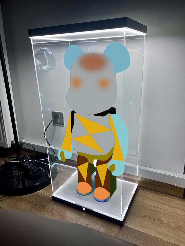 صندوق عرض أكريليك LED لشخصية Bearbrick 1000% مع ضوء علوي وسفلي (سمك 5 مم)