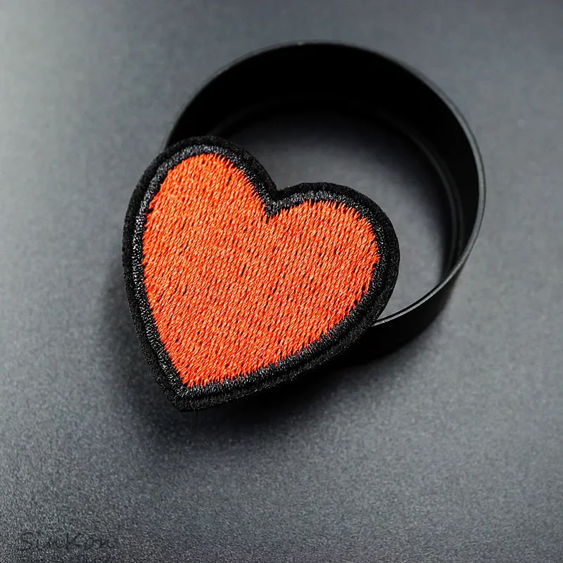 Heart (Size:4.0X4.2cm) DIY Iron On Patch Embroidered Applique Sewing Label Clothes Stickers Apparel Accessories Badge