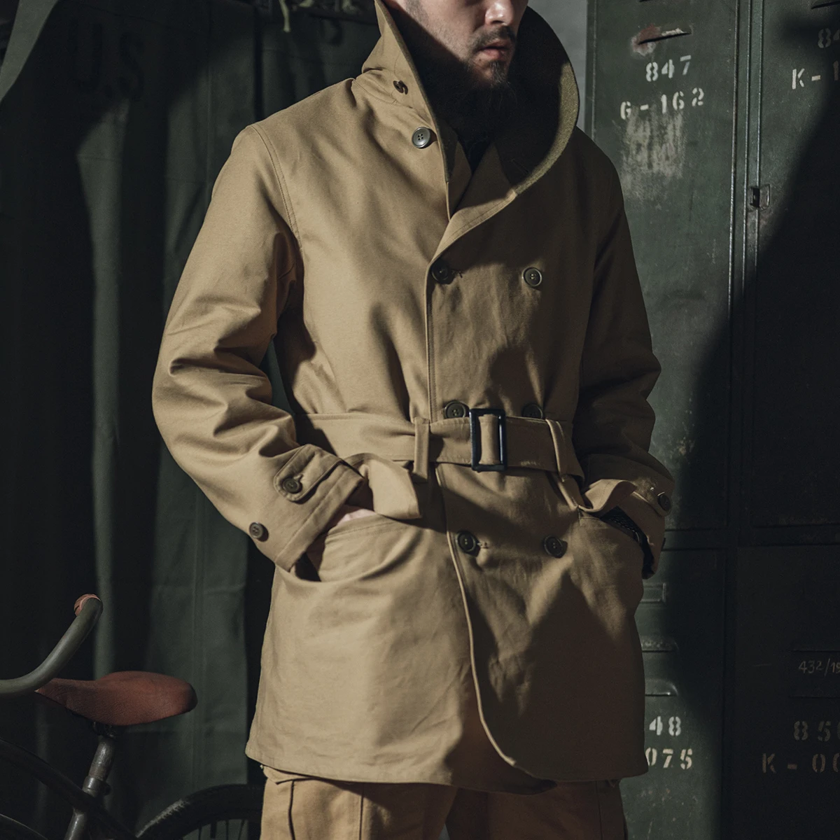 Czerwony płaszcz męski Red Bronson M938 Mainaw z długiej wełny, styl retro, płaszcz z motywem psa Bronson, modny, miejski, młodzieżowy płaszcz zimowy, dwurzędowy...