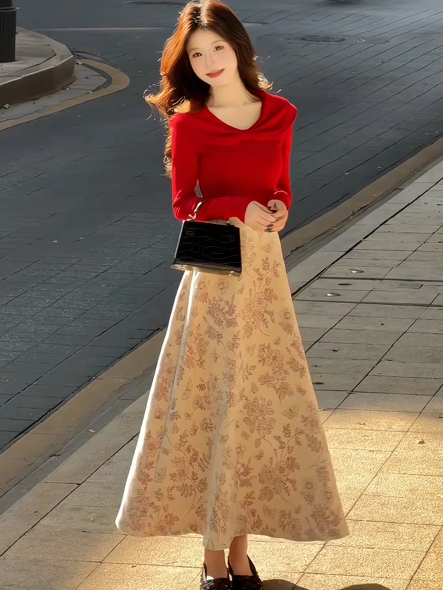 

Комплект из топа с длинными рукавами и юбки с красным бантом на талии, цветочная юбка, комплект из двух предметов для женщин