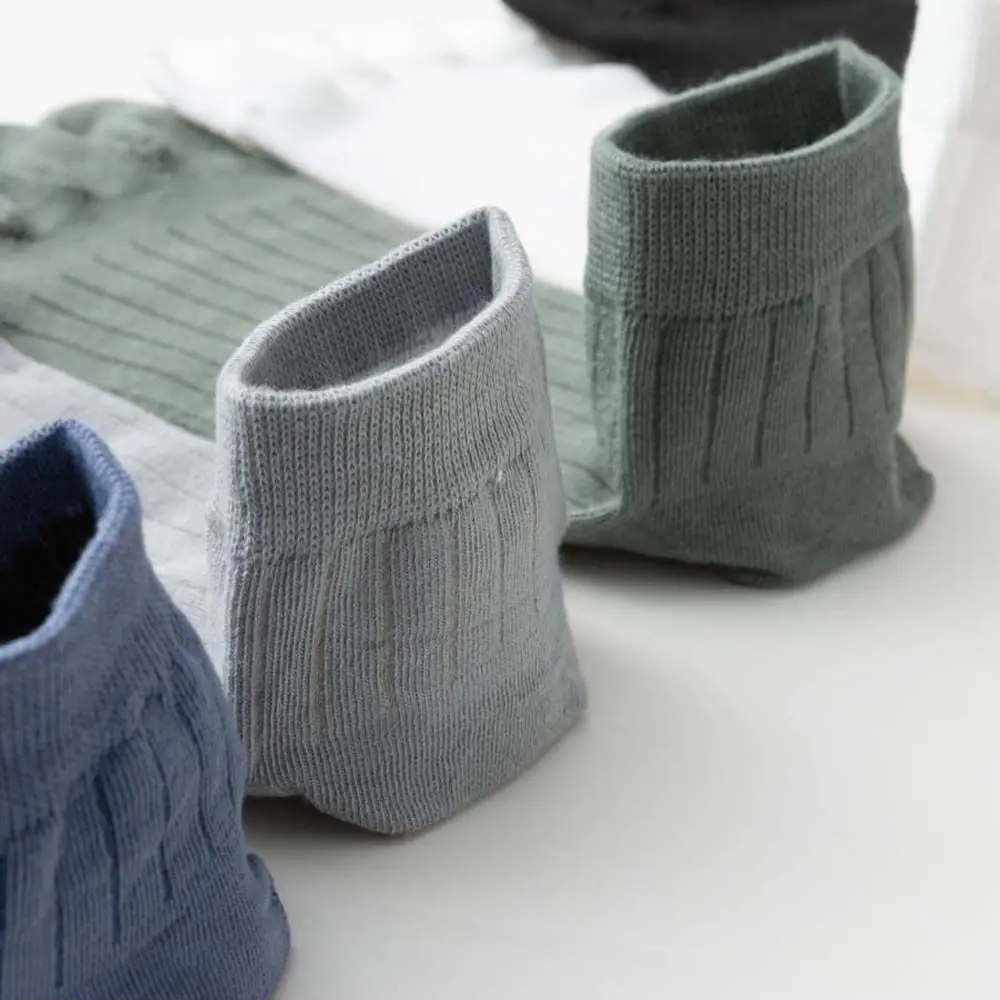 간단한 미끄럼 방지 줄무늬 여성 땀 흡수 짧은 튜브 양말 남성 양말 다섯 손가락 양말 스포츠 양말 스플릿 발가락 양말