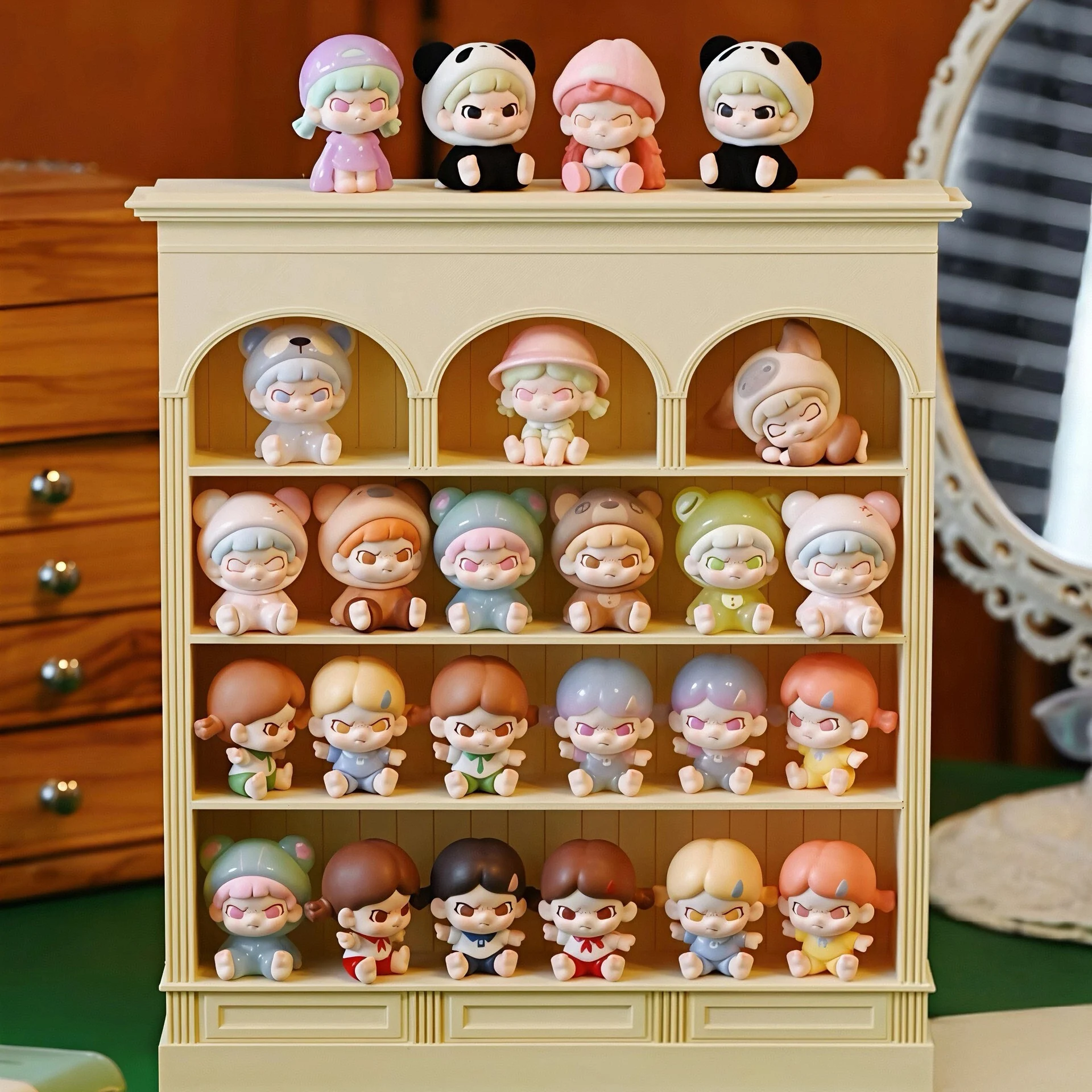 

Tnt Dora Original Daily Outfit Swaps Series Mini Blind Box Cute Pvc Garage Kit Desktop Decor Toys Birthday Gift For Collectors