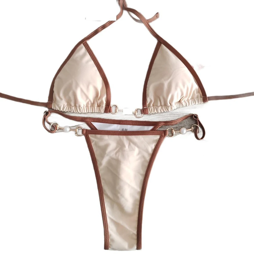 Unieke bikiniset voor dames met driehoekige top en modieuze metalen ringdetails, ideaal voor zomeravonturen