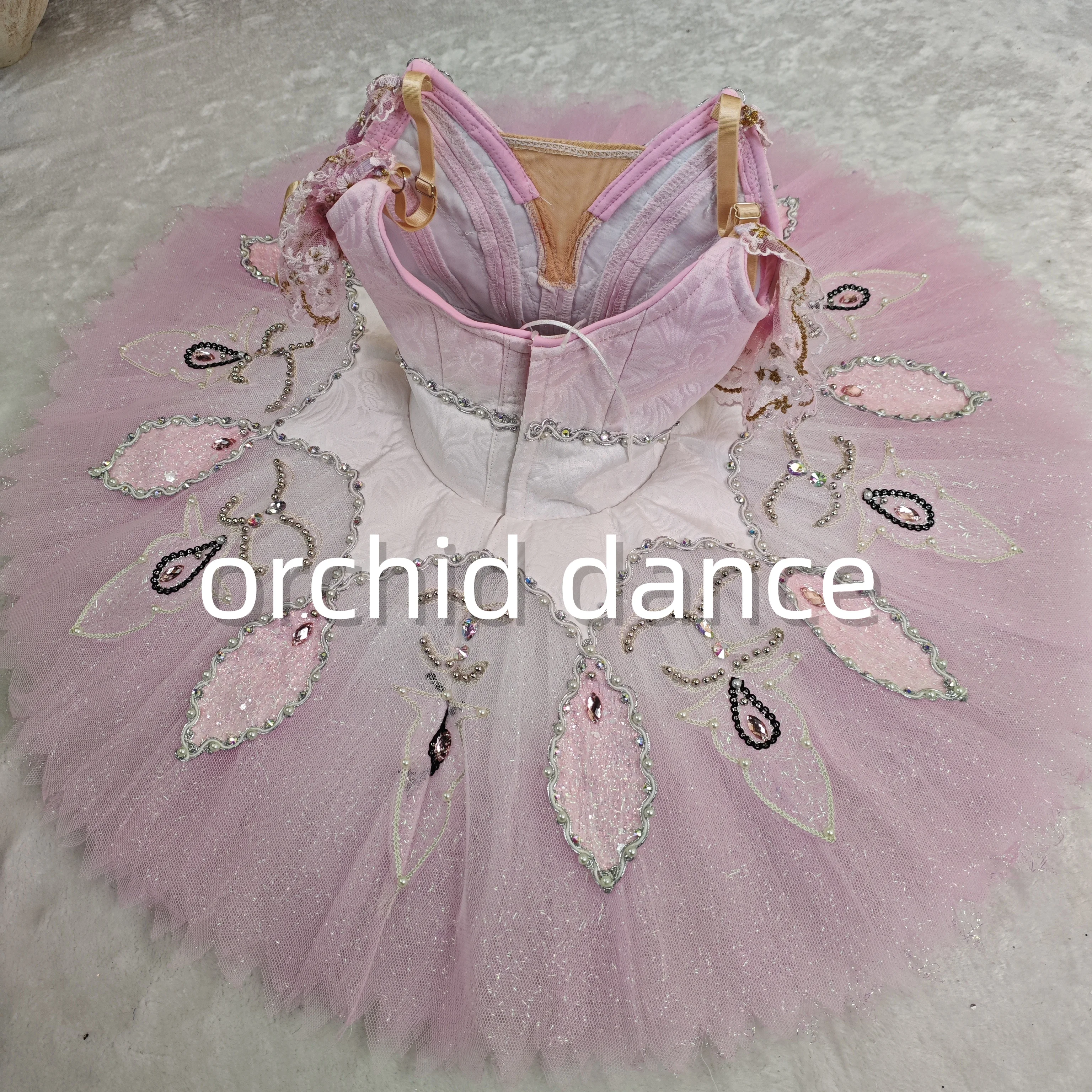 BT 1602 hoge kwaliteit Uniek Ontwerp 9 of 12 lagen Kid Meisjes Kinderen Vrouwen Volwassen Prestaties Slijtage roze Ballet Tutu Kostuums