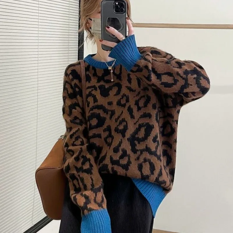 

Women's Round Neck Autumn and Winter New Leopard Sweater Loose Long Sleeve Pullover Patchwork Fashion All Match Knitted Tops