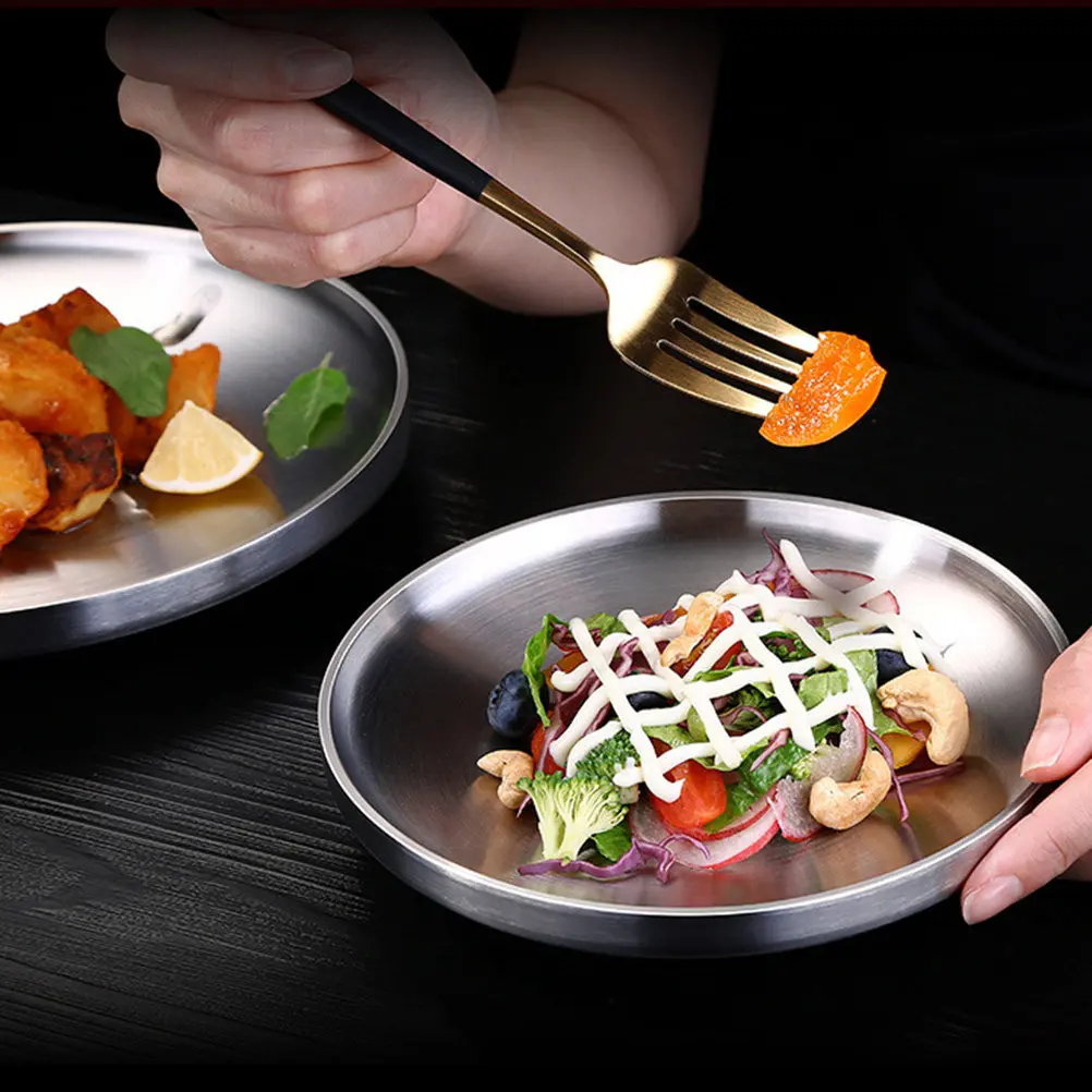 304 Stainless Steel Double Wall Round Dish 19Cm Heat Insulated Lightweight Wire Drawing Finish Non Slip Bottom For Food Serving