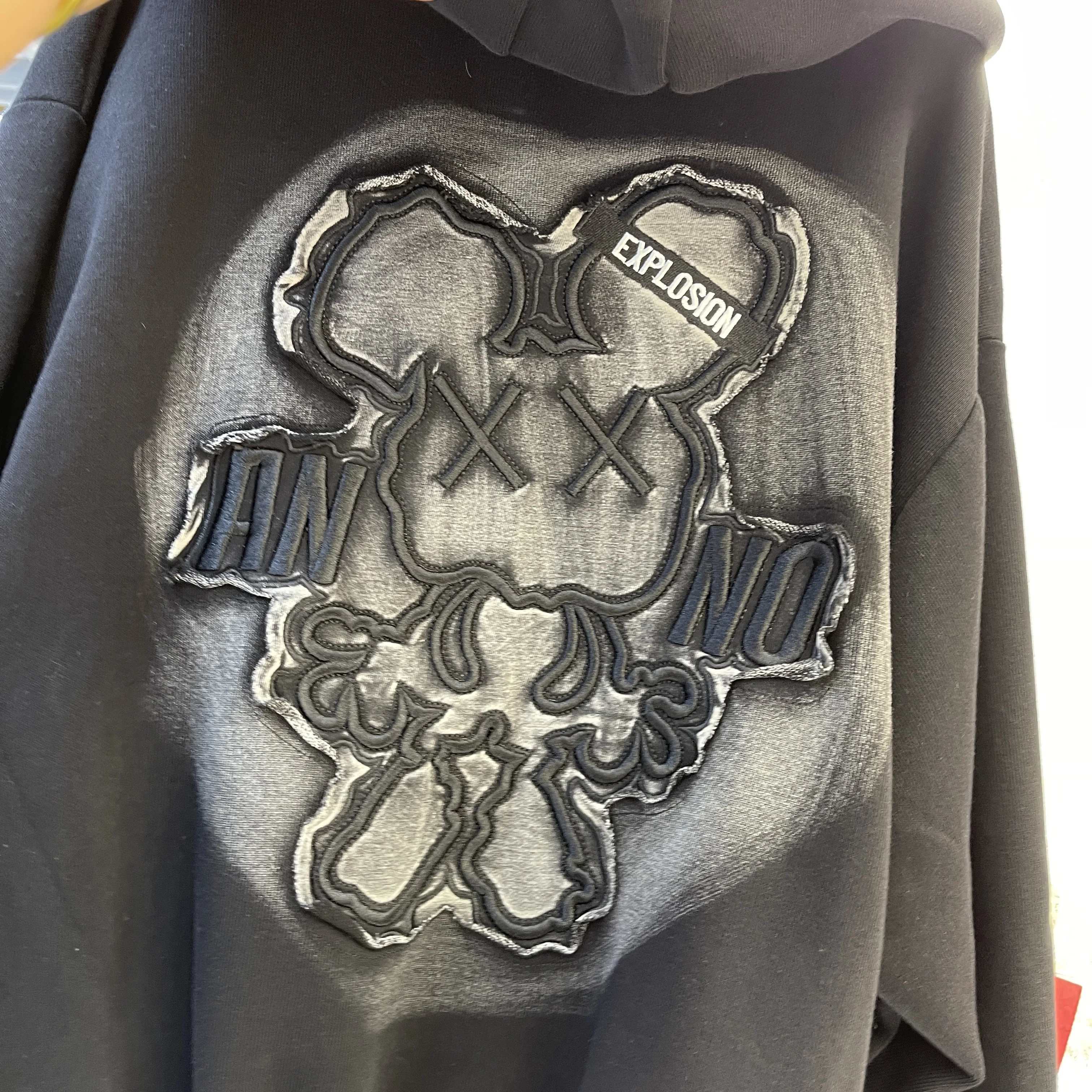 European Fashion Cartoon Bear Hoodie for Women 2025 Autumn Winter Mid-Length Letter Zip Up Black Sweatshirt Trendy Coat