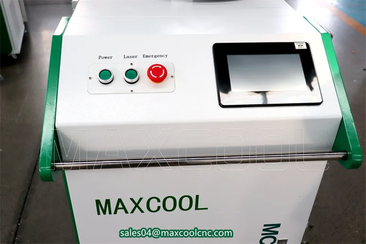 Maxcool Laserowa maszyna czyszcząca 2000W 3000W Laserowa maszyna do usuwania rdzy do tlenku farby Olej Metal Aluminium Czysta certyfikat CE