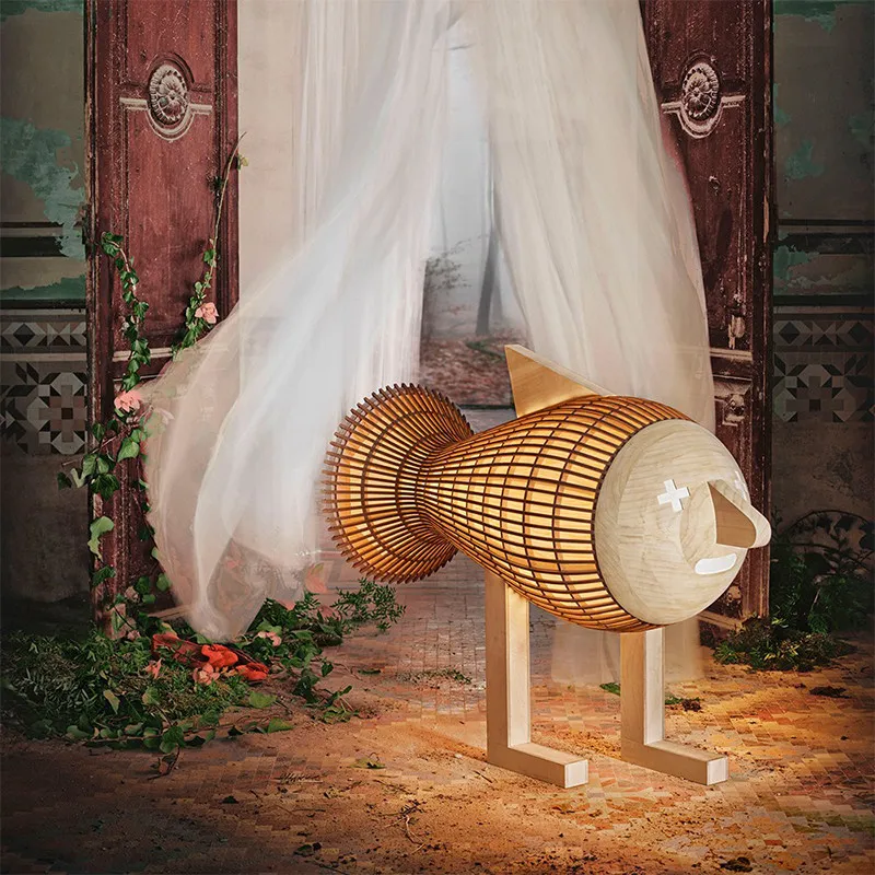 Japanese-style floor lamp restaurant hotel clubhouse B & B fish-shaped atmosphere decoration South East Asia retro creative soli
