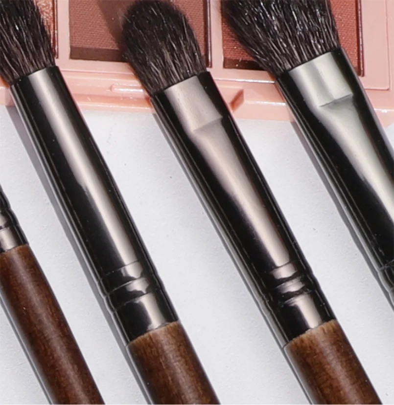 6 ชิ้น Super Soft Goat Hair Eye ชุดแปรงแต่งหน้า, ด้ามไม้ Precision แปรงอายแชโดว์สําหรับผู้เริ่มต้นเครื่องมือเครื่องสําอางแบบพกพา