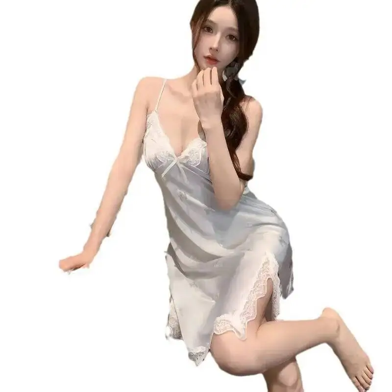 فستان مثير على شكل فراشة مطبوعة بحزام من الدانتيل وسادة صدر رغبة نقية من الحرير الجليدي ملابس منزلية فستان بدون ظهر عميق على شكل حرف V بدون أكمام ساحر UTR3
