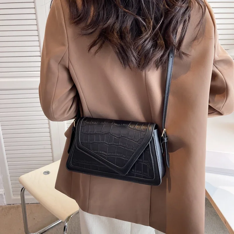 

Classic Fashionable Diaper Bag Women Designer Crossbody Messenger Bag Luxury Leather Handbag Minimalist Stylish Large Tote