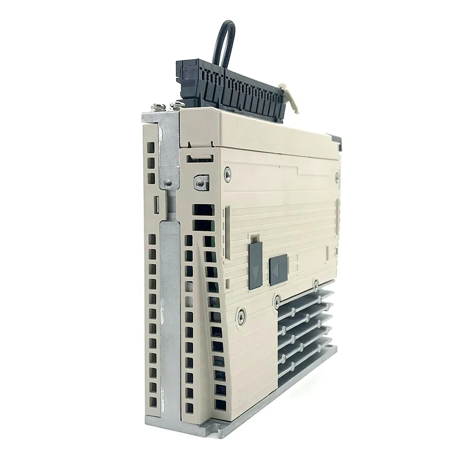 

Новый сервопривод Яскава SGDV-1R6A11B002000 для станков с ЧПУ, сервопривод Яскава SGDV1R6A11B002000