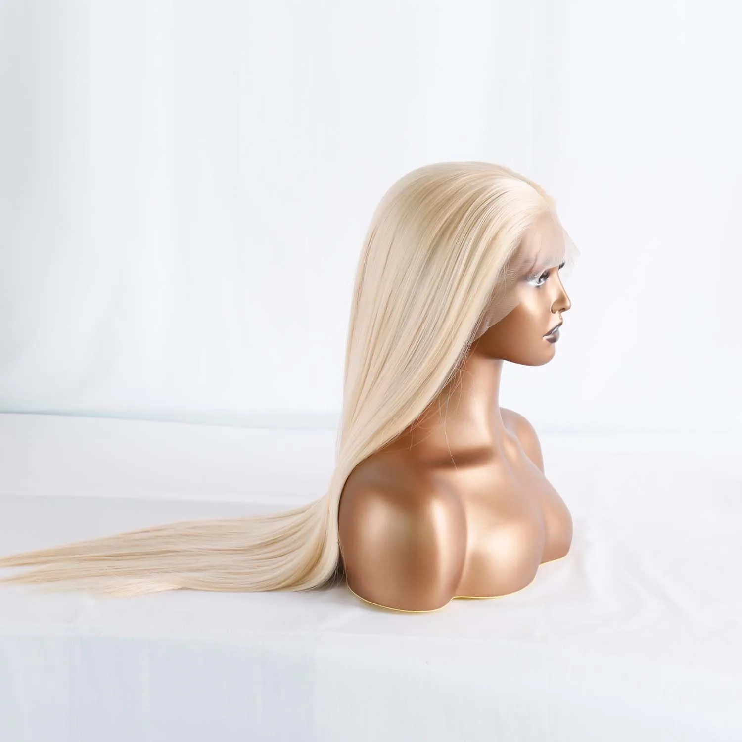 Long Blonde Silky Straight Synthetic Lace Front Wigs for Women Free Part Strawberry Blonde Yaki Straight 13X4 Party Cosplay Wigs