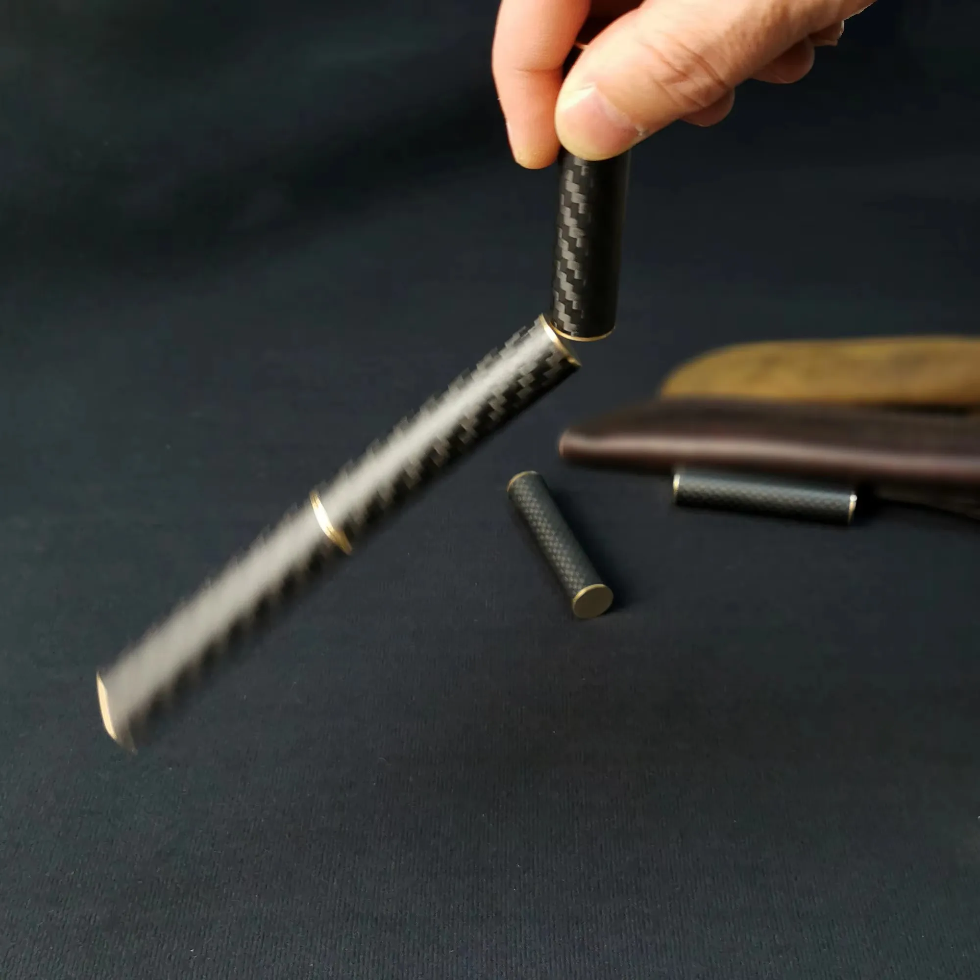 EDC フィジェットおもちゃ ストレス解消 大人用 磁気金属 カーボンファイバー 3セクションスティック 回転式 クリエイティブギフト