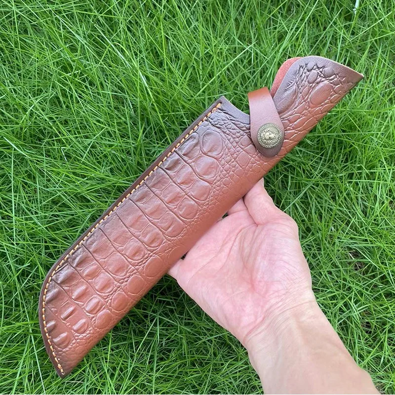 The new medium-sized two-layer cowhide knife case, portable knife case handmade scabbard, shell, leggings,