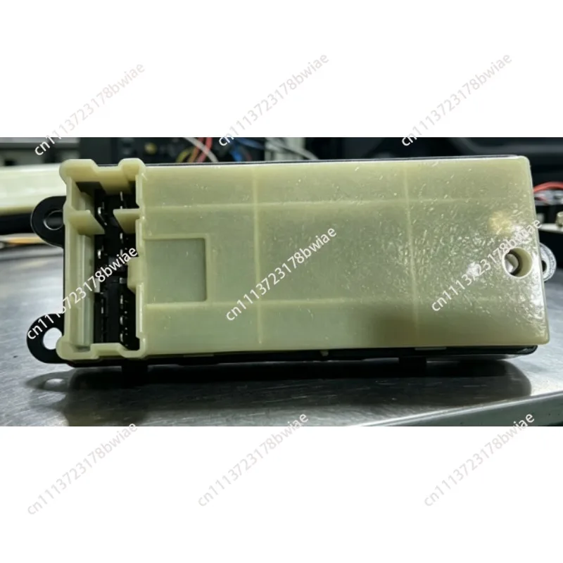 Master Power Window Switch for 254019U11B