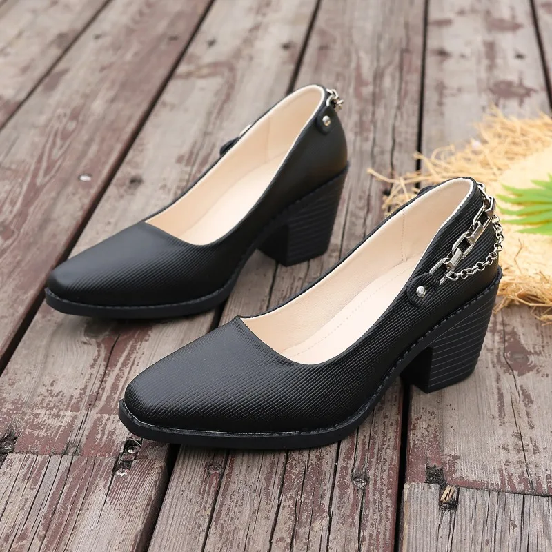 Slip-on Block Heel Sneakers Fashion Round Toe Metal Chain Non-Slip Heels