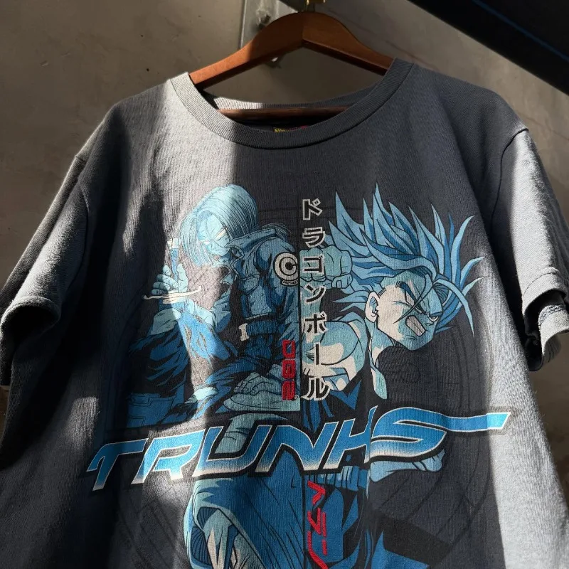 여름 남성 티셔츠 일본 애니메이션 드래곤 볼 트렁크스 그래픽 의류 오버사이즈 100% 코튼 캐주얼웨어 하라주쿠 Y2K 탑 티셔츠