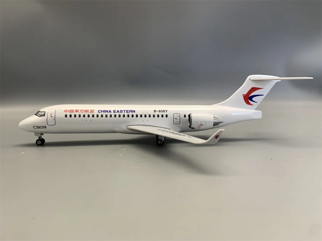 1:100 Scale Airplane Model 34cm China Eastern C909 Model Plane building kit Diecast Resin With LED For Business Decoration Gift
