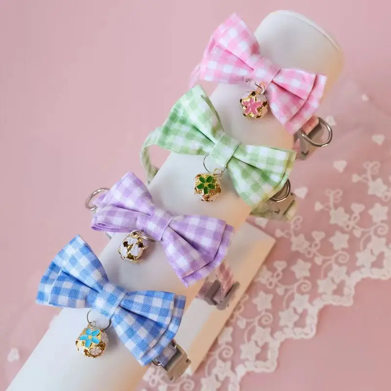 19-30cm Adjustable Pet Breakaway Cat Collar Bow Tie Cute Plaid Christmas Flower Elastic Adjustable Dog Collar with Sash for Cats