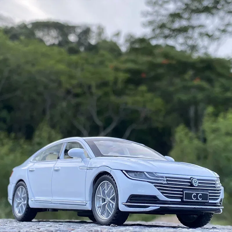 โมเดลรถเหล็กอัลลอยด์ VV CC Coupe สเกล 1:32 ของเล่นรถเหล็ก ของสะสมจำลอง ของขวัญ