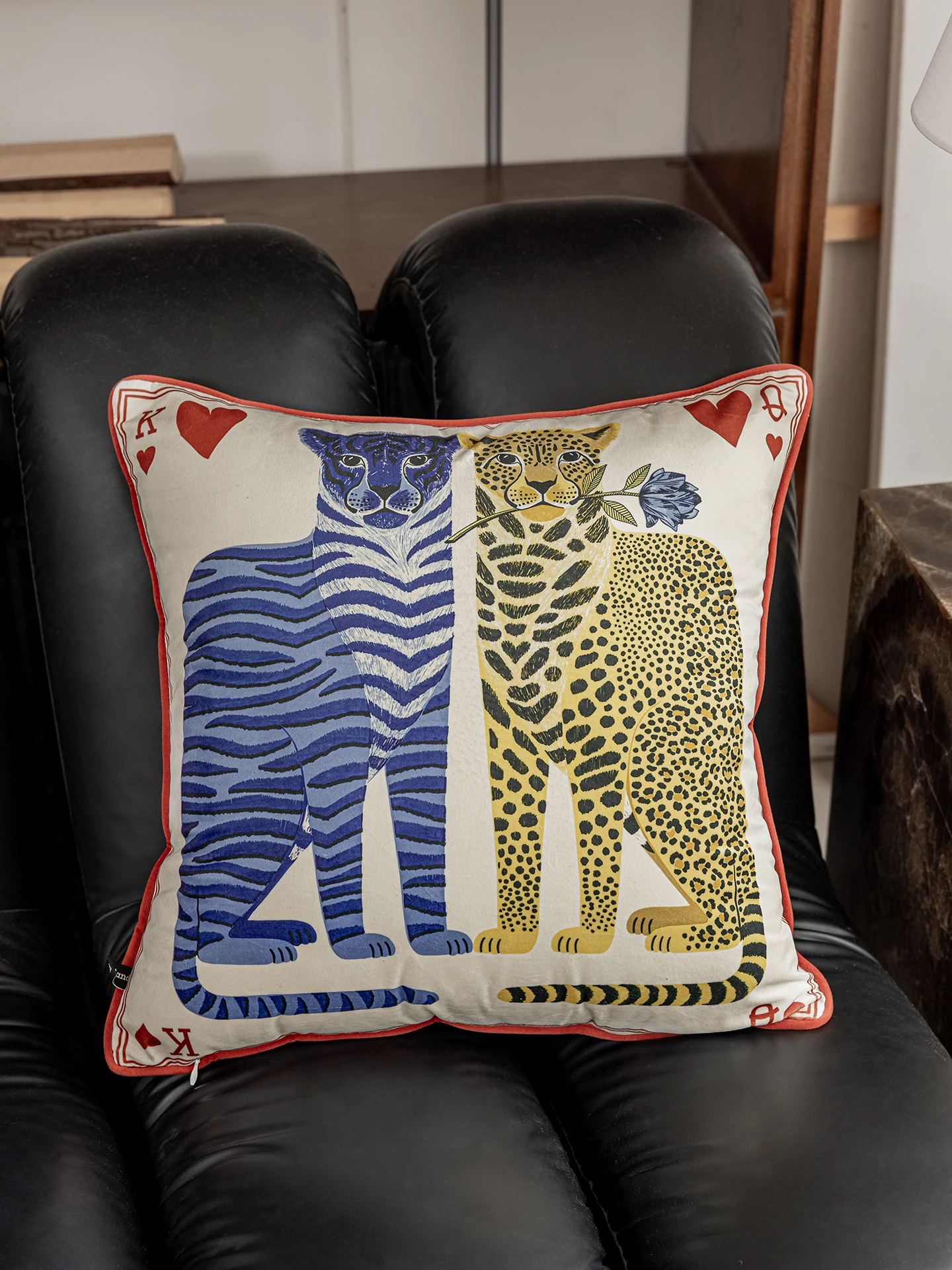 double-sided-print-leopard-pillow-home-office-sofa-bede-cuion-square-velvet-cover-removable-waable-pp-cotton-filling