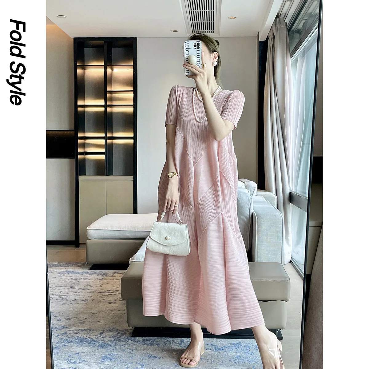 

Miyake Fold 2023 Summer New French High End Women's Clothing Elegant and Elegant Dresses Loose Flesh Covering Long Skirt