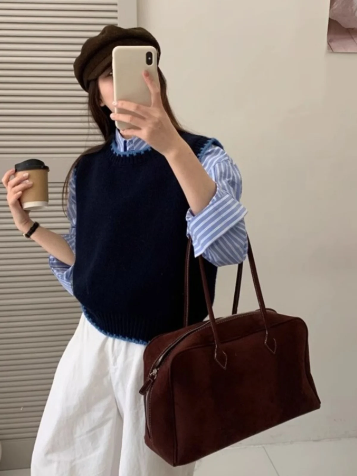 เสื้อกั๊กไหมพรมถักทรงหลวมสไตล์เกาหลีสำหรับผู้หญิง เสื้อสเวตเตอร์ฤดูใบไม้ผลิ ใส่ซ้อนกันได้ ให้ความอบอุ่น