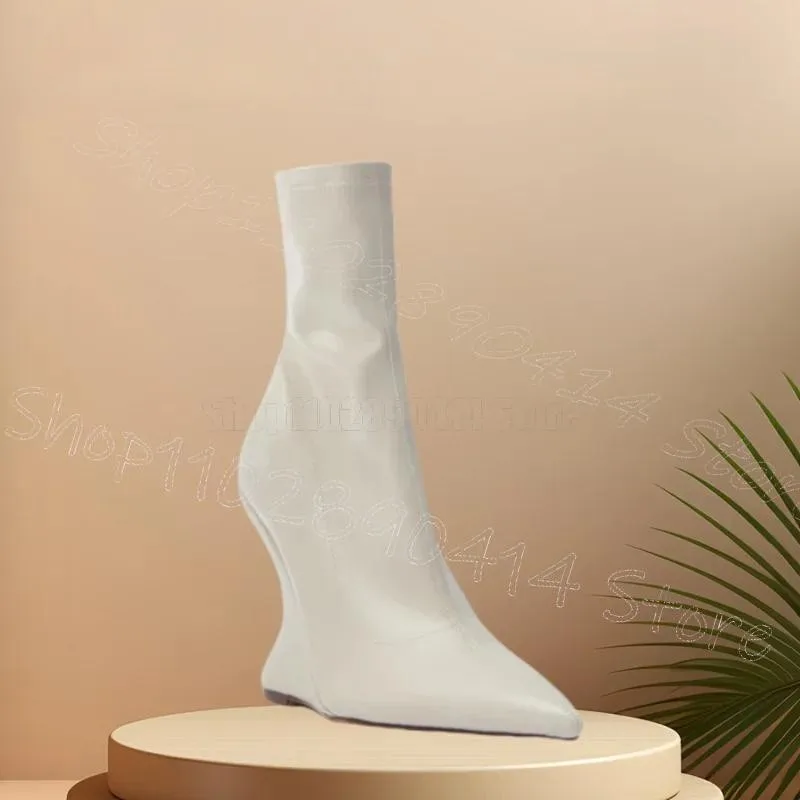 Stivali a metà polpaccio in pelle opaca con tacco stile strano bianco Cerniera laterale Scarpe da donna Punta a punta Festa del partito 2025 Zapatos Para Mujere