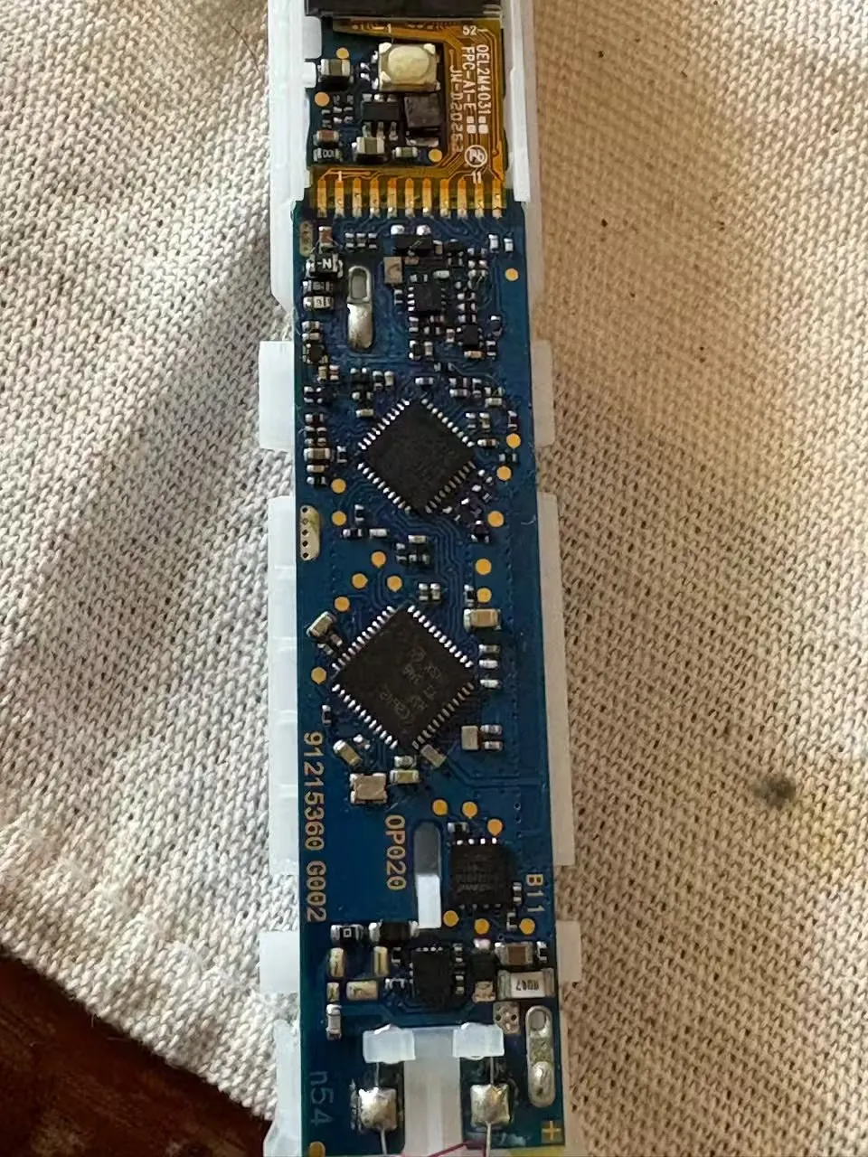 b5-motherboard-with-dual-buttons-for-adding-and-subtracting-gears-io6-motherboard