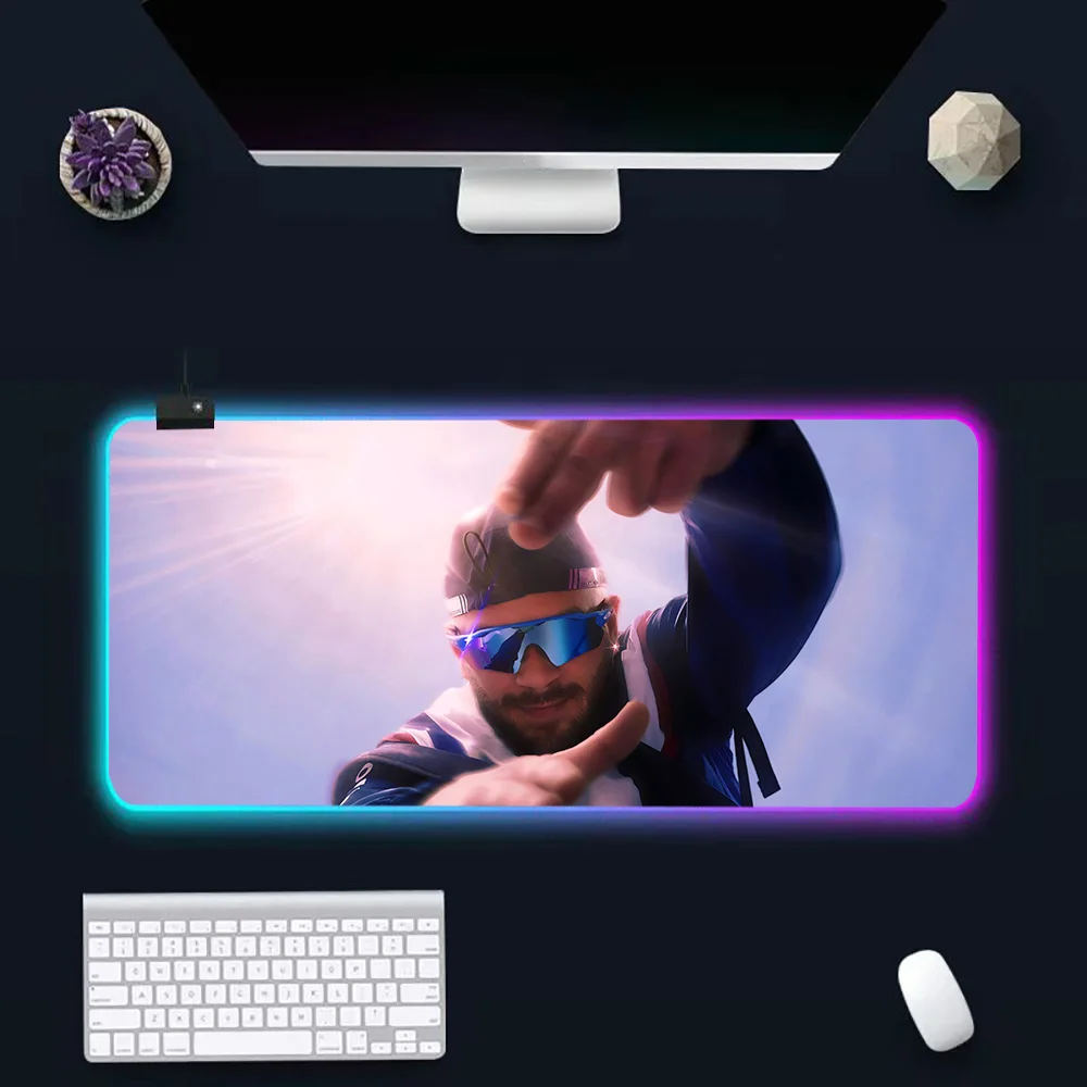 Rapper JuL C'est Pas Des Lols RGB Pc Gamer Keyboard Mouse Pad Mousepad LED Glowing Mouse Mats Rubber Gaming Computer Mausepad