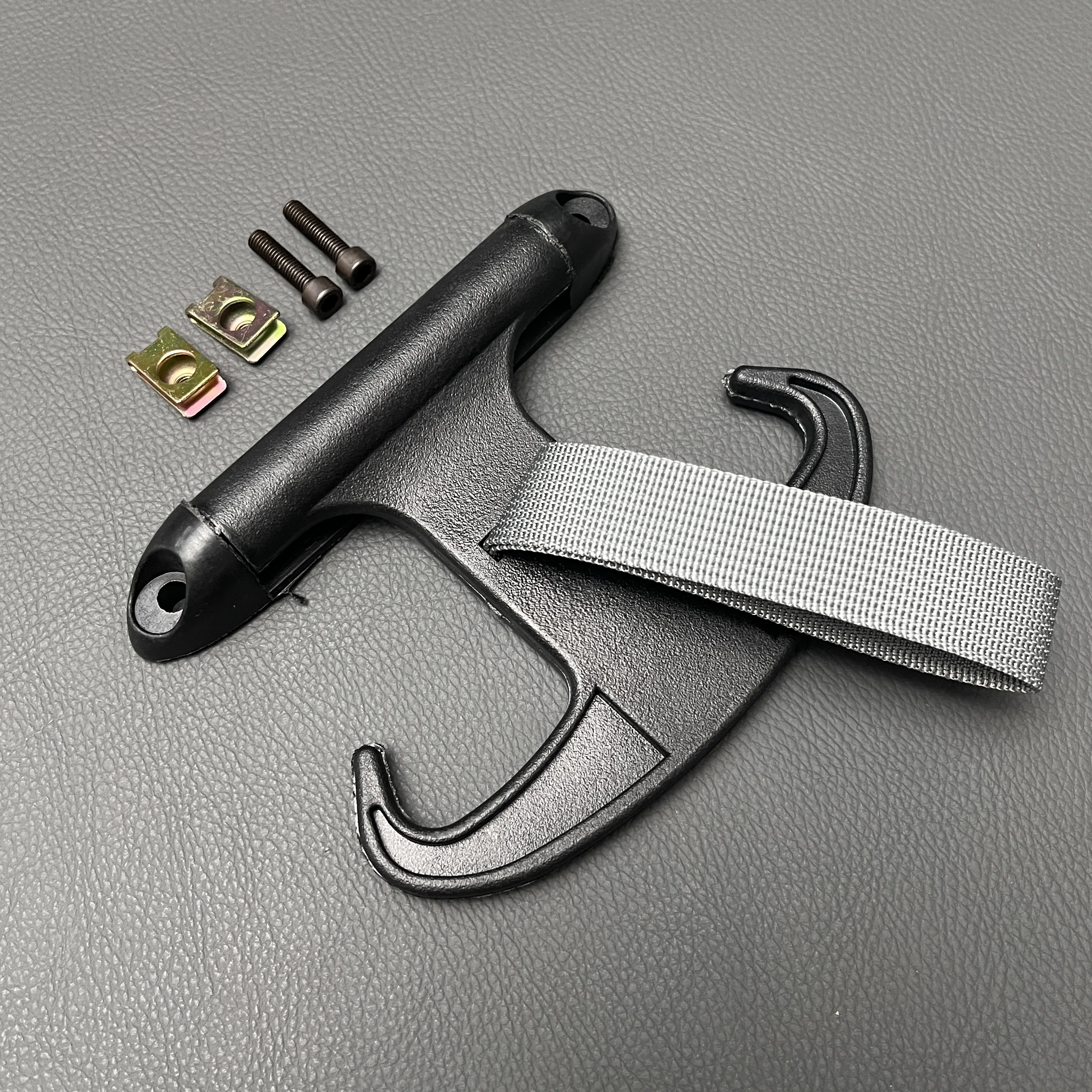 Schwarzer Kofferraumhaken für VW Passat CC B6 Jetta MK5 1K5867615 1K5 867 615 – Detail 2