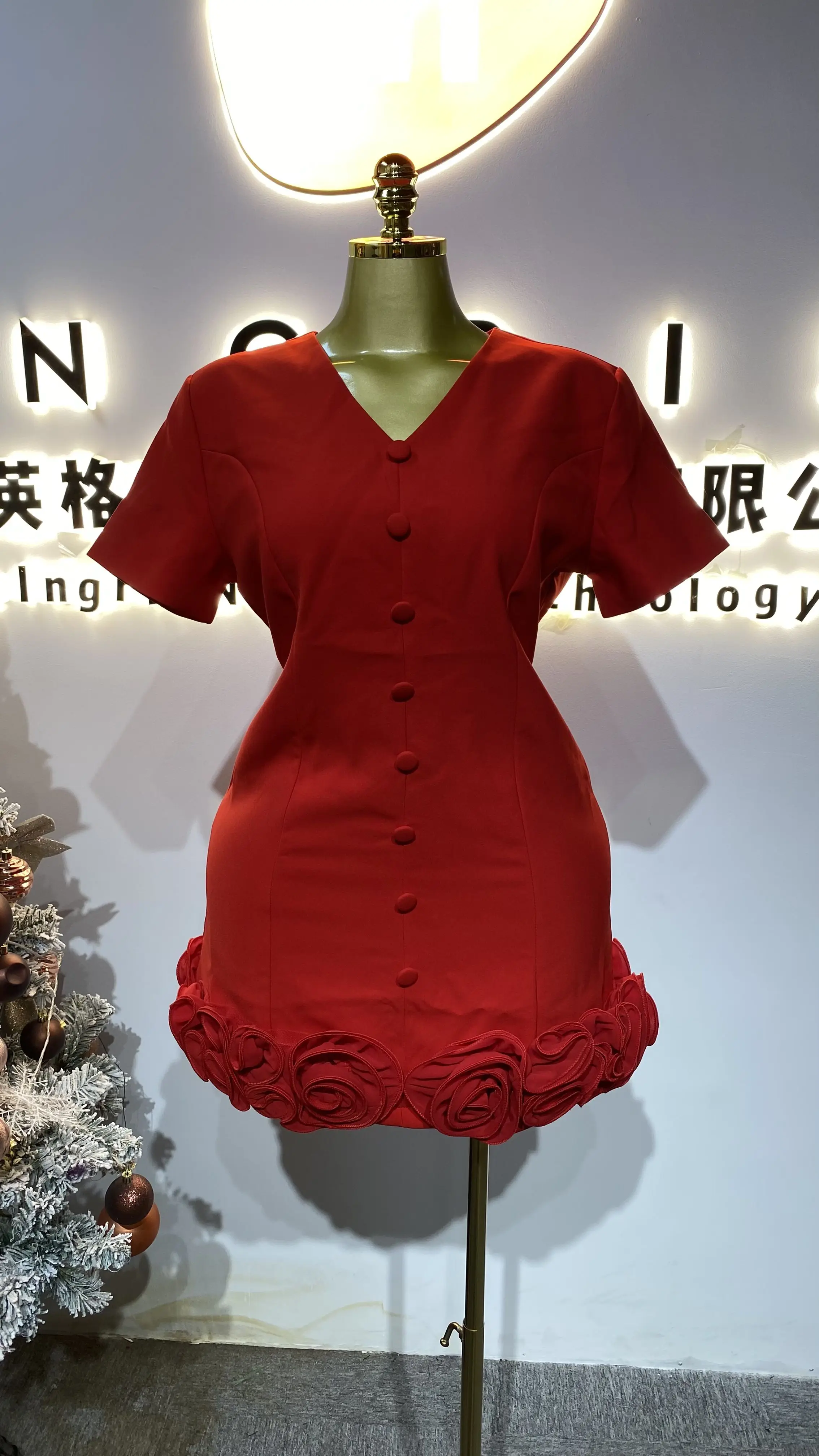 

Летнее повседневное платье от дизайнера Шэнь Чжу, элегантный стиль, кружевная отделка, шифоновая ткань.-GZXX517