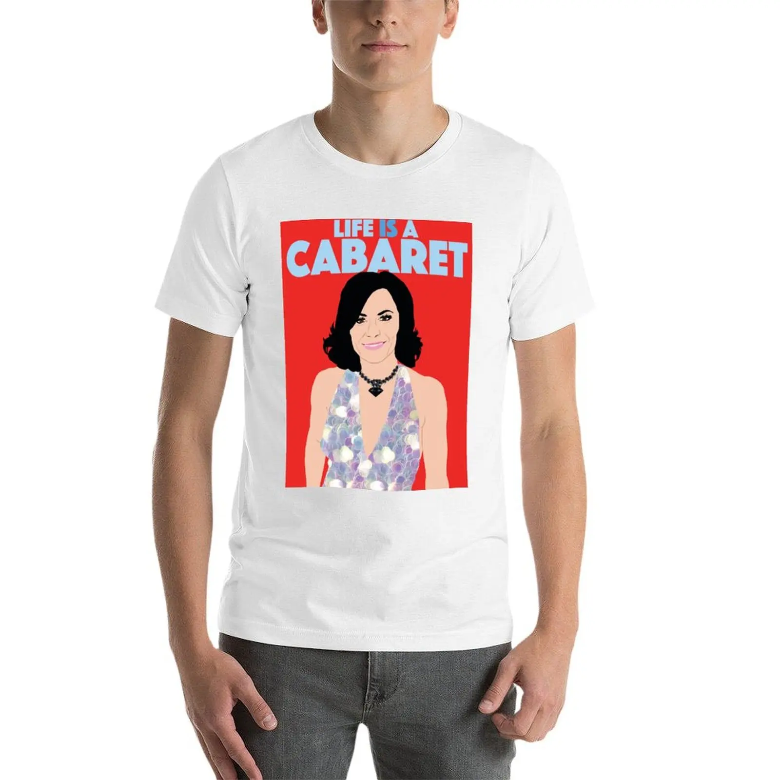 COUNTESS LUANN DELESSEPS Life Is A Cabaret RHONY (ربات البيوت الحقيقية في نيويورك) تي شيرت تي شيرت للرجال حزمة القطن تي شيرت