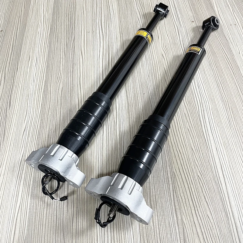 

2pcs Air Suspension Shock Absorber Strut With Electric For Maserati Ghibli M156 2014-2018 OEM 670303724 Airmatic Buffer Strut
