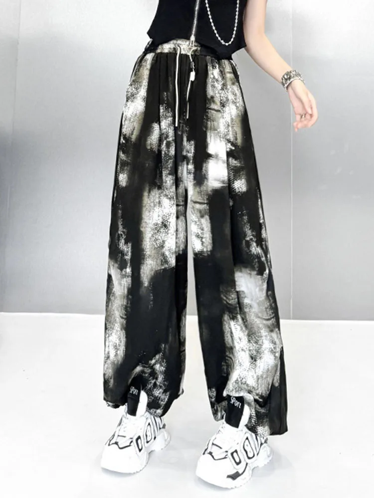 [EAM] High Elastic Waist Black Tie Dye Long Drawstring Wide Leg Pants New Trousers Women Fashion Tide Spring Autumn 2024 1DH6625