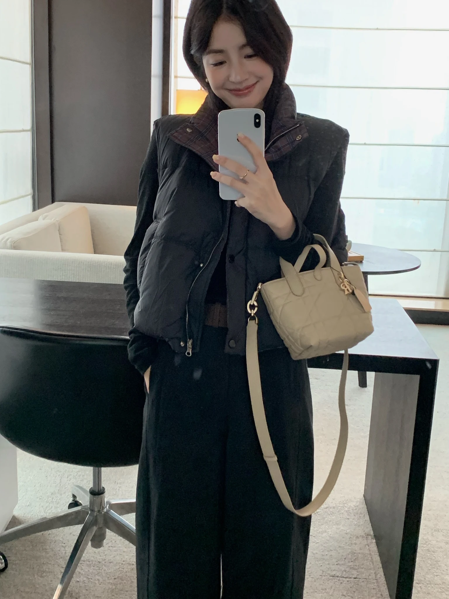 

Women's Versatile Quilted Vest Autumn Winter Outerwear Patchwork Plaid Du down Jaet Stand Collar Single Button Fastening