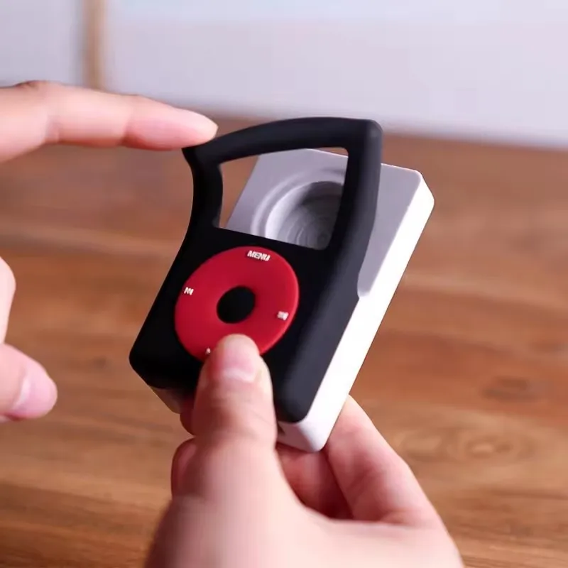 Desktop Holder For Apple Watch Charger Stand Retro Computer Pattern Charging Base for iWatch 11 10 9 8 7 6 Ultra 3 Silicone Dock