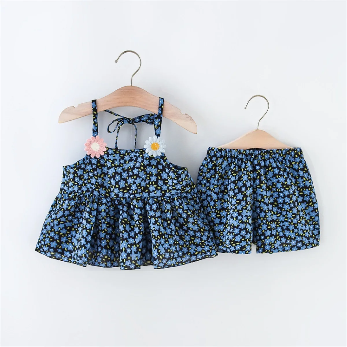 2Pcs/SetSummer children\'s clothing set for girls new daisy flower suspender top floral shorts baby two-piece set