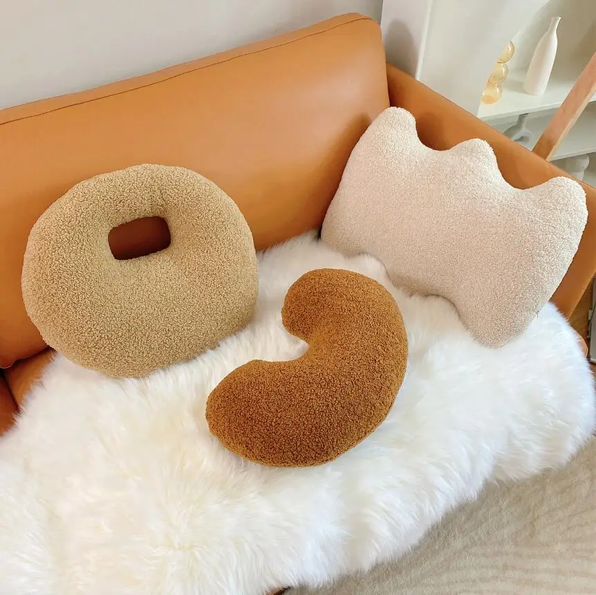 

Nordic Plush Cloud Shape Loop Velvet Soft Ball Comfortable Bed Head Pillow Living Room Sofa Personality Cushion Twist Home Decor