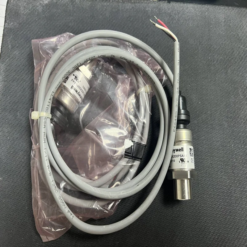 

1PCS New and original Honeywell pressure sensor PX2EF1XX200PSAAX 200Psi