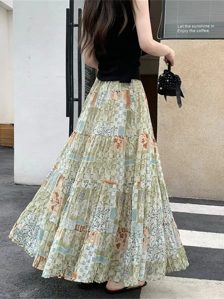 2026 Spring/Summer Ethnic-Style Pleated Chiffon Skirt For Women Bohemian Elastic Waist Plaid Printtted Beach Vacation Long Skirt
