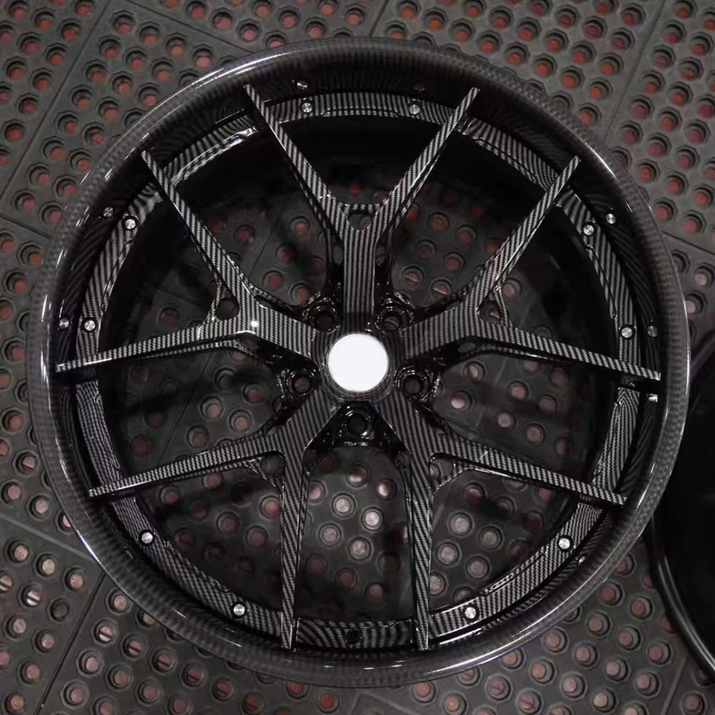 

Кованые карбоновые диски Customized Snowflake 17-22, 24, 26 дюймов 5x120 5x114.3 5x112 5x130 для BMW Porsche Cayenne Panamera