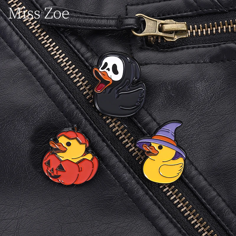 

Humorous Funny Halloween Duck Enamel Pins Terrifying Ghost And Pumpkin Duck Brooches Backpack Badges Jewelry Gifts For Halloween