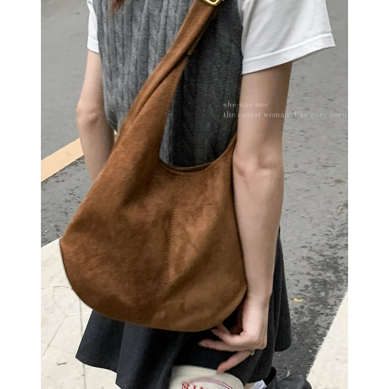 

Autumn Winter Suede Underarm Bag for Women 2025 New Fashionable Korean Retro Tote Casual Large Capacity Bags